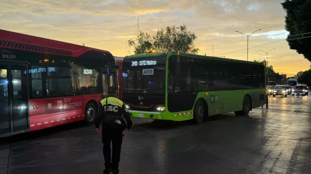 Falla parcial en Línea 2 del Metro provoca caos y retrasos a usuarios en CDMX