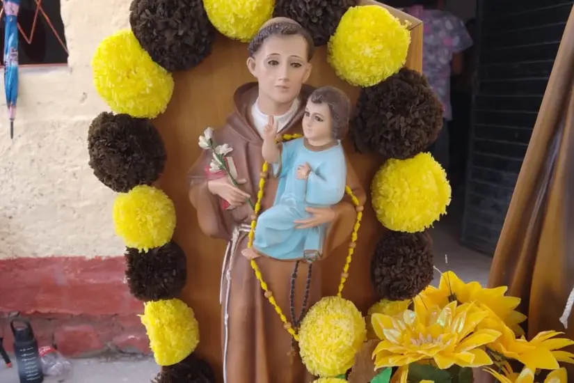 Representación de San Antonio de Padua y el Niño Dios. Foto: Carlos García