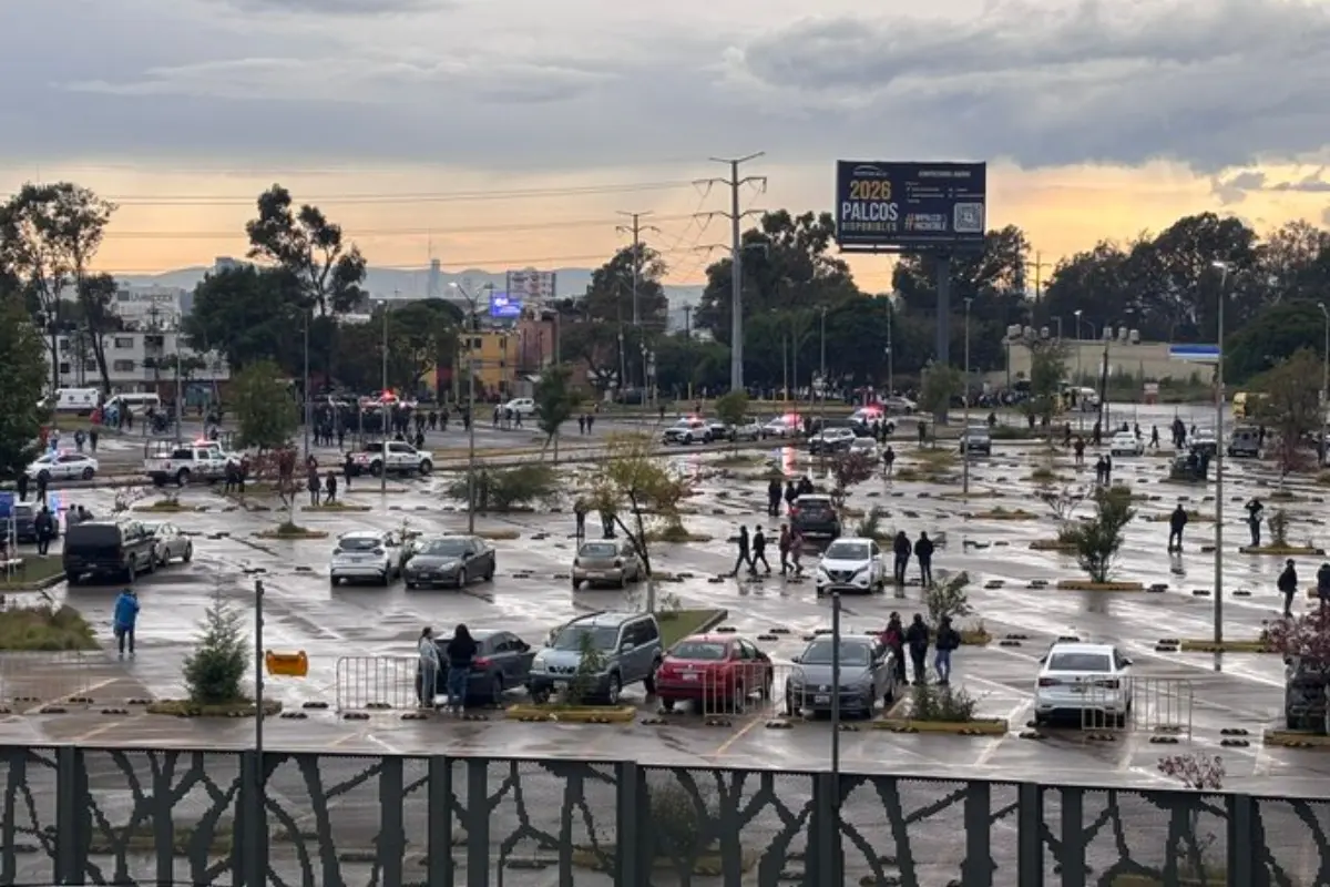 Estacionamiento del Estadio Cuauhtémoc Foto: X(Twitter) @OmarCr95