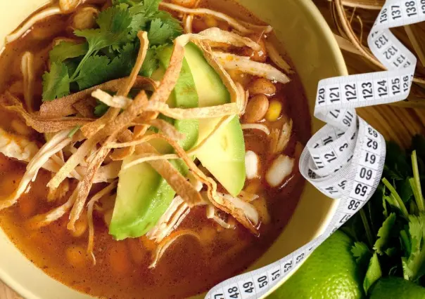 ¡Sopa de lima sin culpa!: ¿Cuántas calorías tiene este tradicional platillo yucateco?