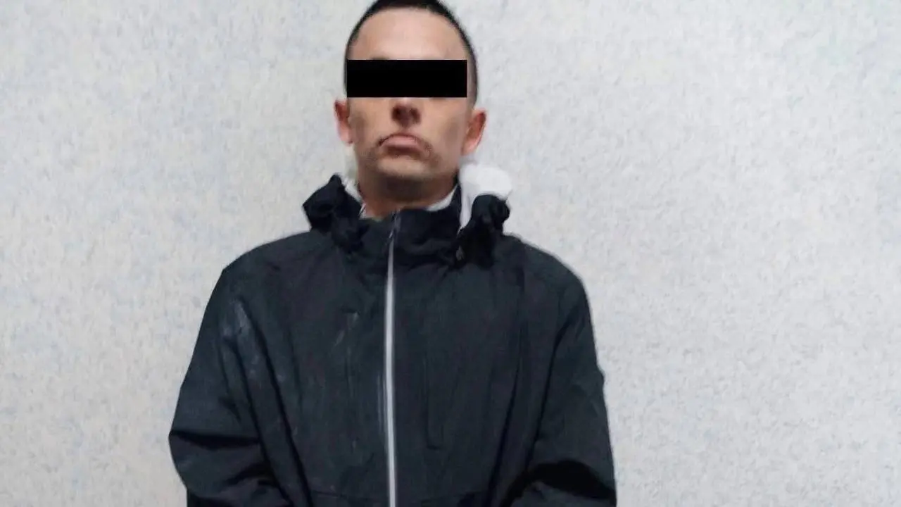 Detienen a presunto responsable del doble homicidio en Plaza La Cúspide, Edomex. Foto: Está del carajo Naucalpan
