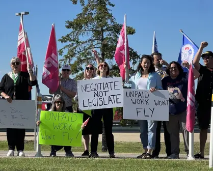Huelga de auxiliares mantiene suspendidos los vuelos de Air Canada