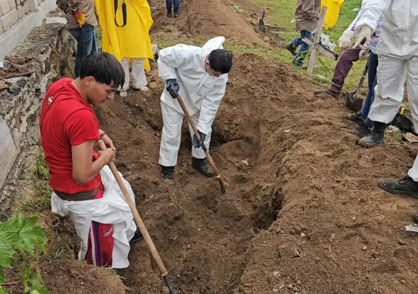 Descubren fosa clandestina dentro de panteón municipal en Jalisco