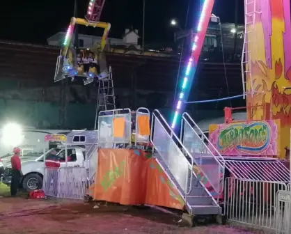 Video l Falla en juego mecánico en Puebla provoca pánico entre los asistentes
