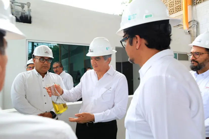 Américo Villarreal visitó la empresa Green Bauen | Foto: gobierno de Tamaulipas