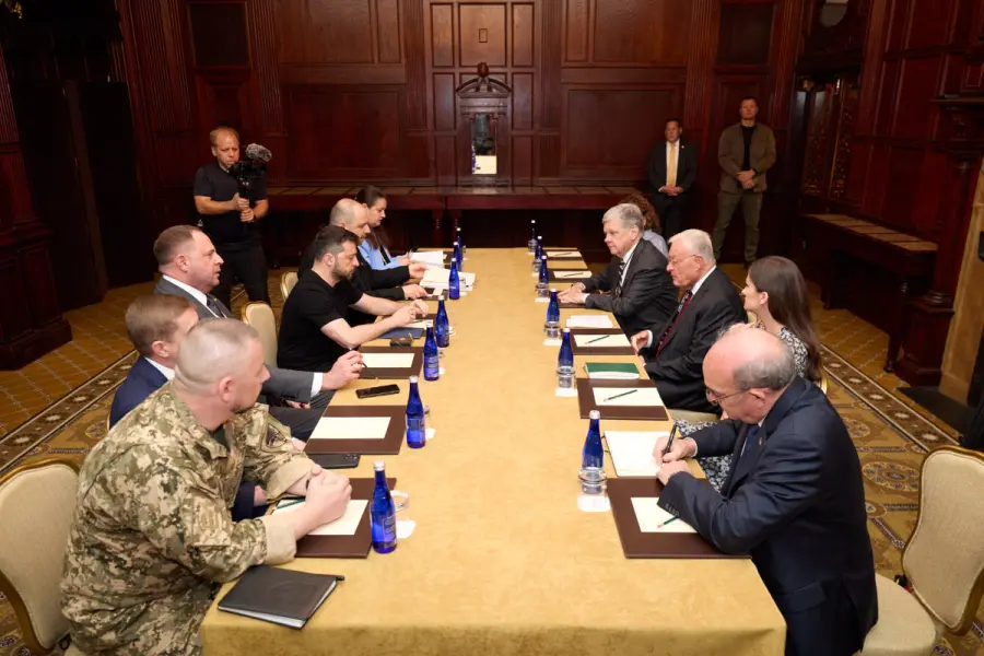 Volodímir Zelenski se reúne este lunes con Donald Trump en Washington D.C.