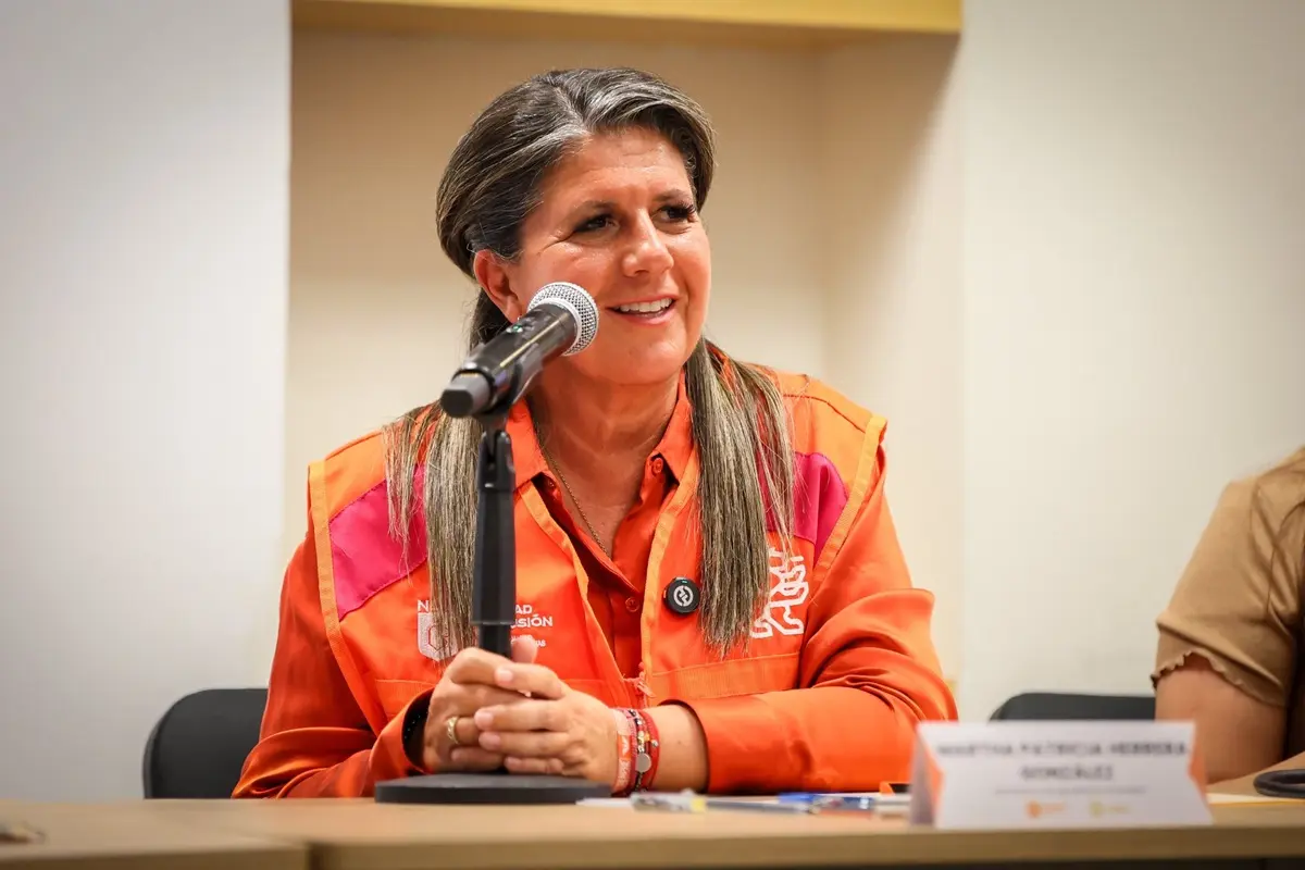 La secretaria de Igualdad e Inclusión de Nuevo León, Martha Herrera, durante una conferencia con los medios de comunicación. Foto: Facebook Secretaría de Igualdad e Inclusión de Nuevo León
