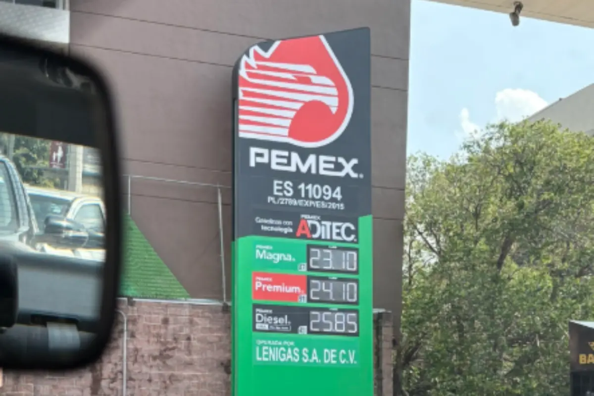 Gasolineras de Pemex.  Foto: X (@raquelpg002)