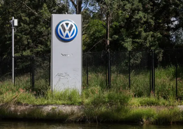 Planta de Volkswagen en Puebla acuerda con su sindicato 4% de aumento al salario
