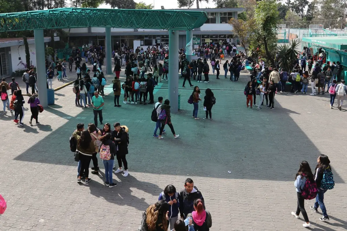 Estudiantes bachillerato en CDMX.  Foto: Gobierno de México