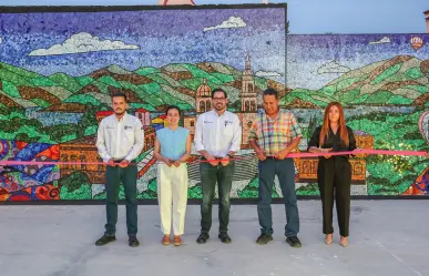 David de la Peña inaugura espacio cultural con mural y debut de Orquesta Municipal de Santiago