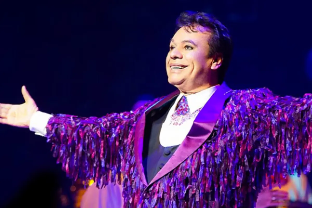 Juan Gabriel y la frase que reveló todo (Foto: Youtube: Juan Gabriel / Canva)