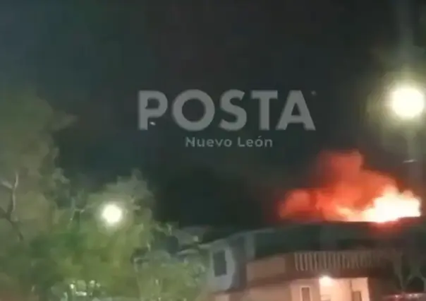 Domicilio en Monterrey sufre incendio por descuido en la cocina