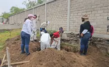 Madre Buscadoras de Jalisco señalan hallazgo de entre 9 a 13 cuerpos en panteón de Tlaquepaque