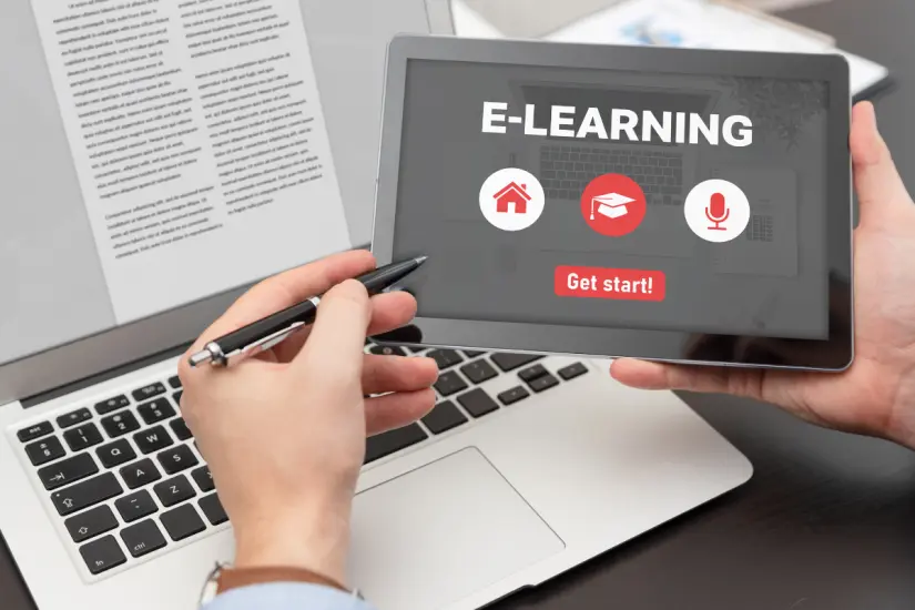 Para el regreso a clases 2025, Profeco recomienda herramientas digitales que permiten organizar tareas y potenciar la concentración. Foto: Canva