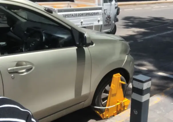 Conductores en Ecatepec enfrentan multas de hasta 565 pesos por no pagar parquímetro