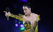 Katy Perry sufre descarga eléctrica en pleno concierto