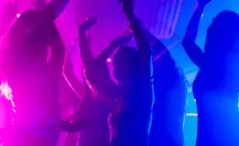 Este antro tiene múltiples ritmos y redefine la fiesta en Monterrey