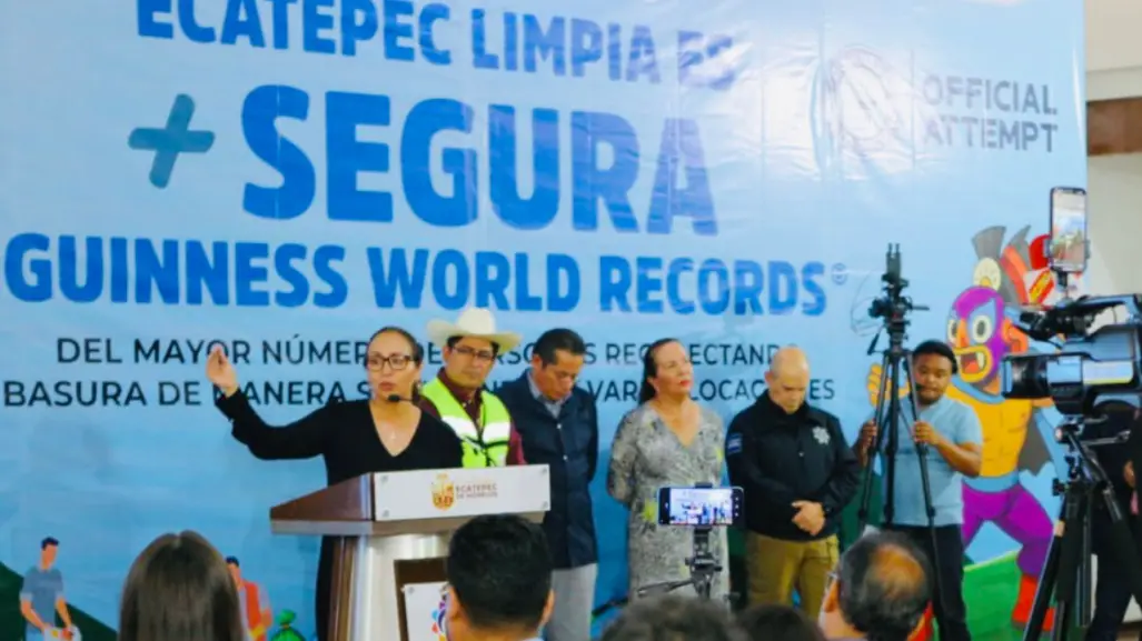 Azucena Cisneros busca romper este Récord Guinness en Ecatepec y así puedes participar