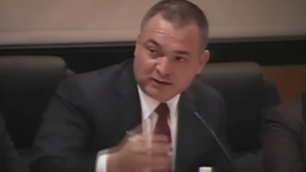 Genaro García Luna denuncia maltratos e incomunicación durante sus meses en prisión en EU