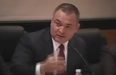 Genaro García Luna denuncia maltratos e incomunicación durante sus meses en prisión en EU