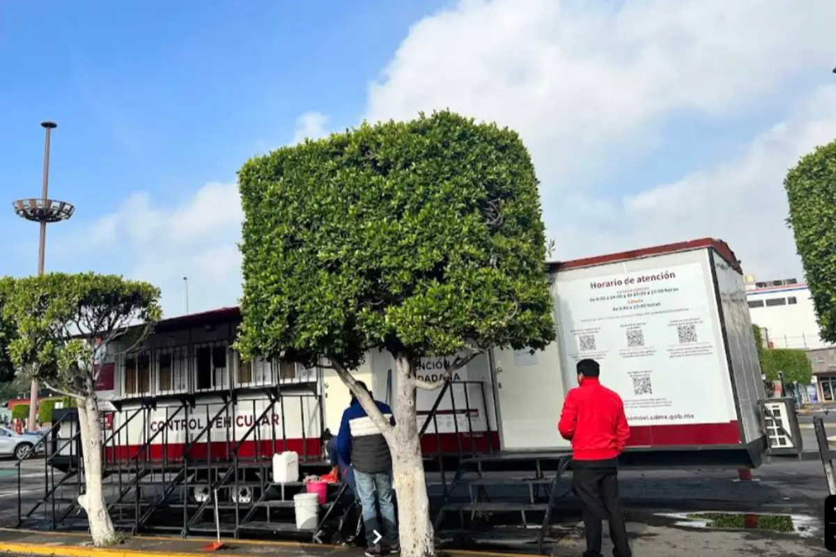 Módulos para tramitar la Licencia Permanente en CDMX. Foto: Google Maps | Canva