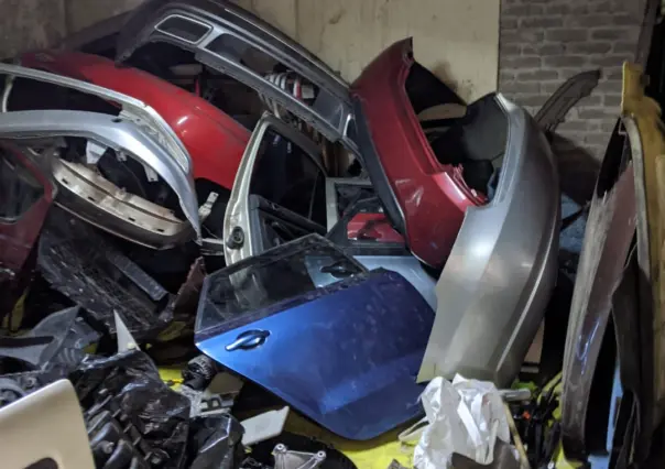Aseguran en Nezahualcóyotl casi dos toneladas de autopartes robadas