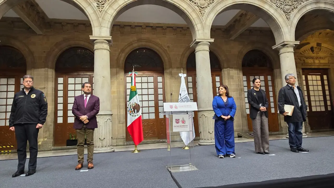 Autoridades de la CDMX en conferencia de prensa. Foto: Mario Flores