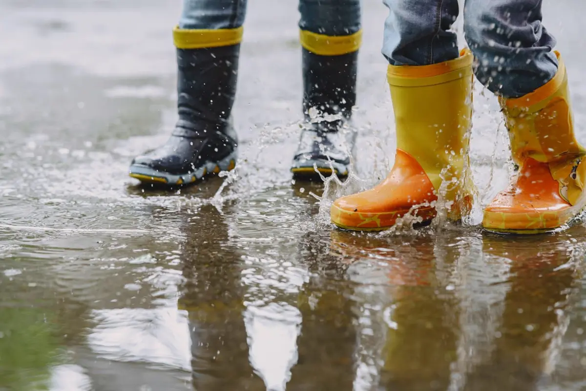 Lluvias en calles de CDMX. Foto: Canva