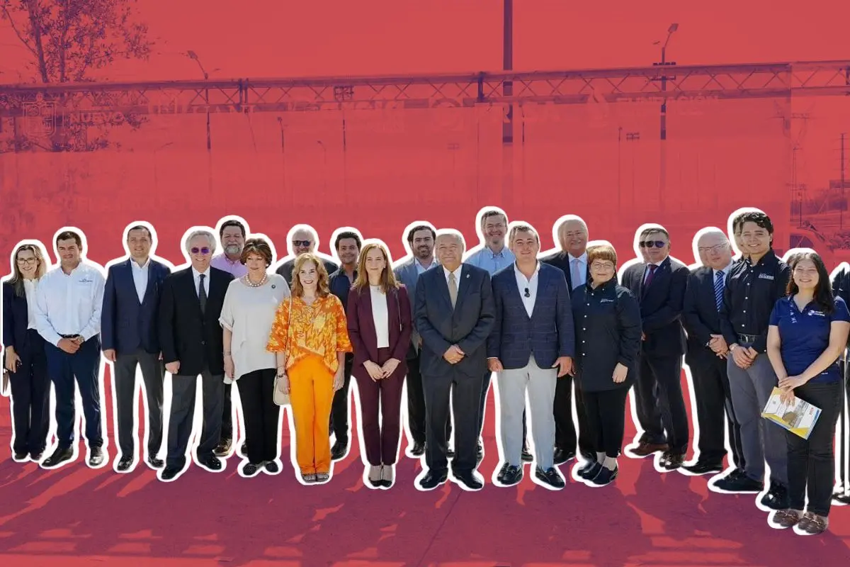 Autoridades universitarias y municipales, representantes de Fundación FRISA y Fundación UANL Foto. Gobierno de García
