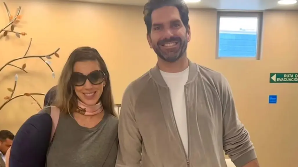Arap Bethke y Anna Tazzer dan la bienvenida a Sienna, su primera hija juntos