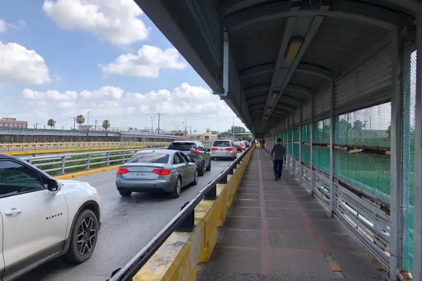 La mayoría de los puentes internacionales cuentan con accesos peatonales, sin embargo la propuesta para Matamoros- Brownsville considera un cruce independiente. Foto: Carlos García