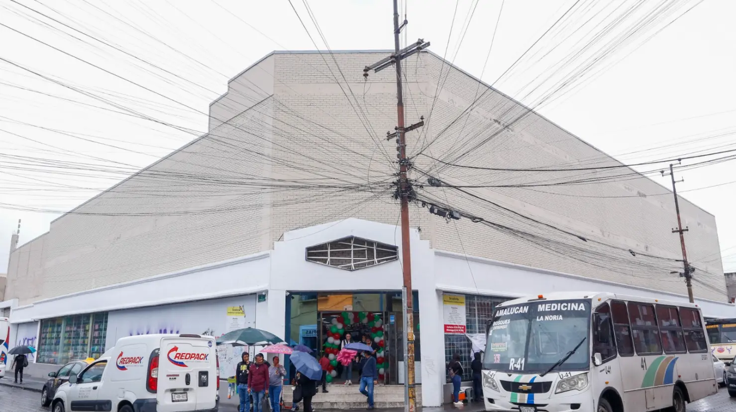 Clausuran megatienda china en centro de Puebla; van 17 cierres en el año. Foto: Archivo Jafet Moz