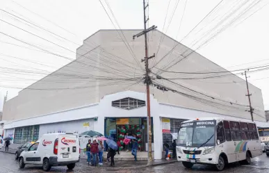 Clausuran megatienda china en centro de Puebla; van 17 cierres en el año