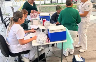 IMSS Coahuila lleva brigada de salud a estudiantes de la UAAAN, estos servicios ofrece