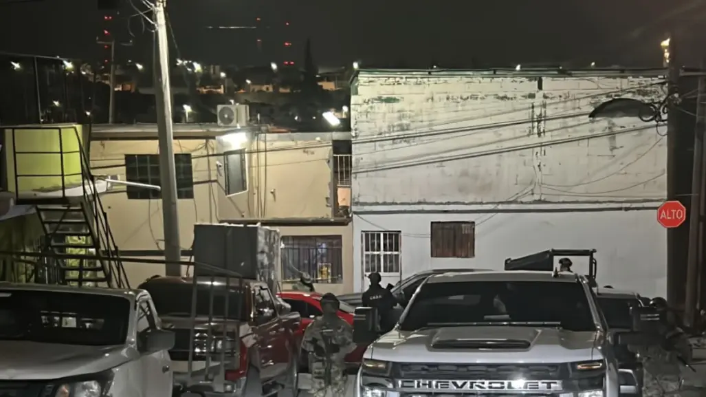 Detienen a Beto Caguamas en cateo en Saltillo; aseguraron bebidas alcohólicas y narcóticos