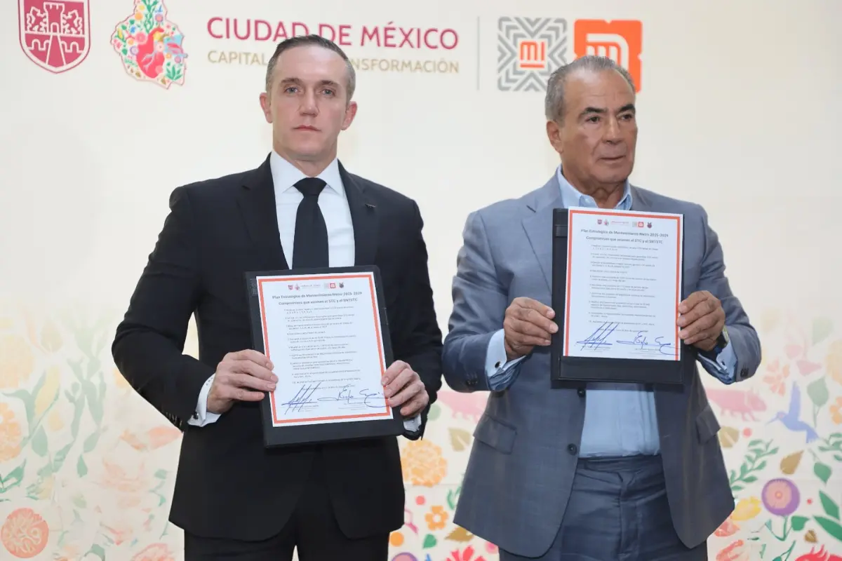 Firma de convenio para mejorar el Metro de CDMX. Foto: @MetroCDMX | Canva