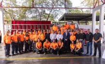 Félix Arratia destaca la entrega y compromiso de los bomberos de Juárez en su día