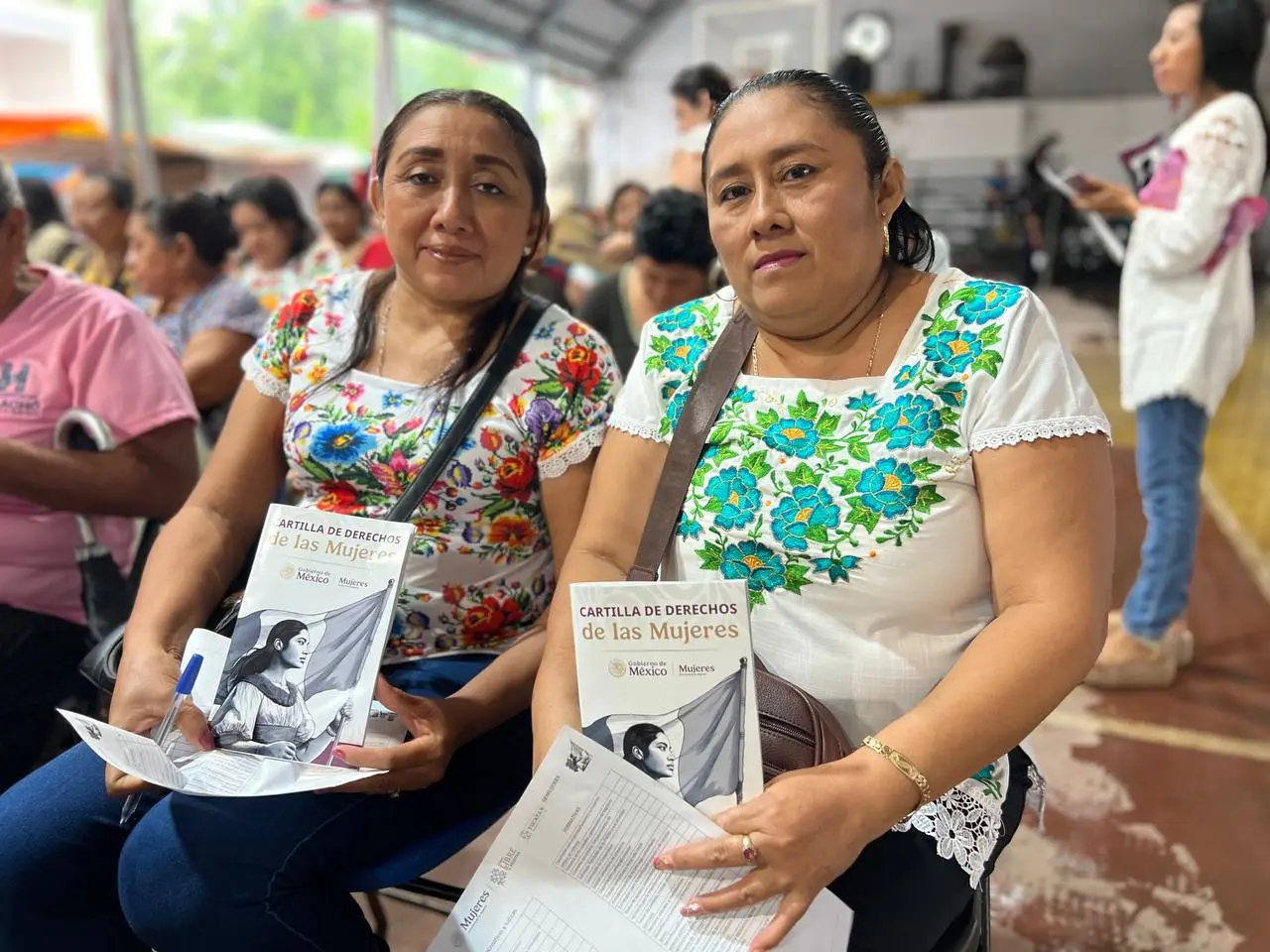 Recientemente se realizó la instalación de los comités que formarán parte de los Centros Libre de Yucatán que se encargarán de organizar talleres y cursos que se impartirán en dichos centros.- Fuente Semujeres