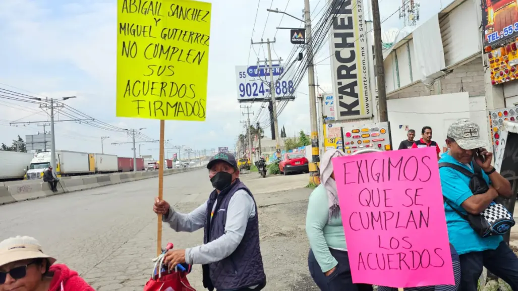 Bloqueo en la México-Cuautla: vecinos de Chalco exigen obras prometidas a autoridades