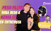 Kenia Os no puede resistirse y le da un beso a Peso Pluma durante una entrevista