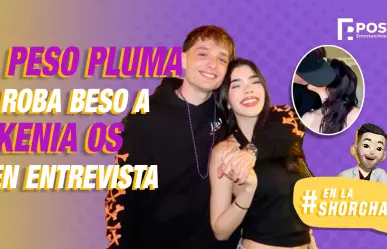 Kenia Os no puede resistirse y le da un beso a Peso Pluma durante una entrevista