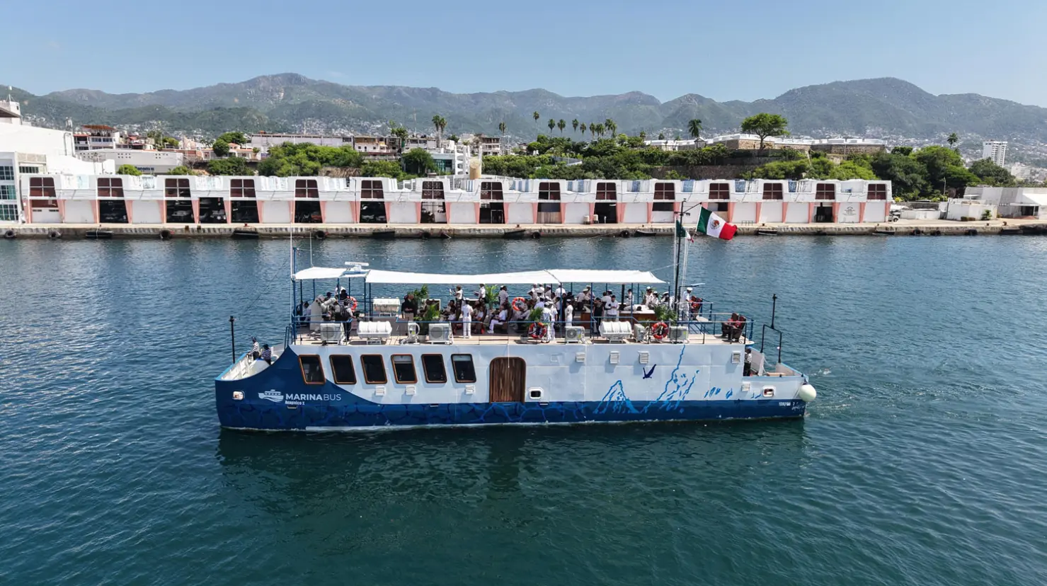 Claudia Sheinbaum impulsa turismo con el Marinabus en Acapulco. Foto: Gobierno de México