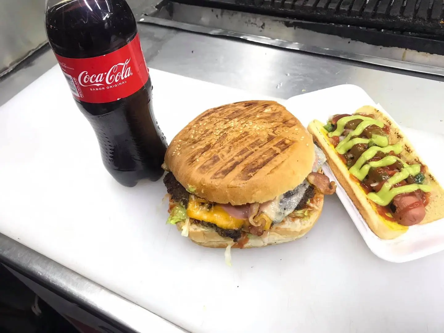 Hamburguesas al estilo Durango | Foto: Marathon burguer, en Facebook