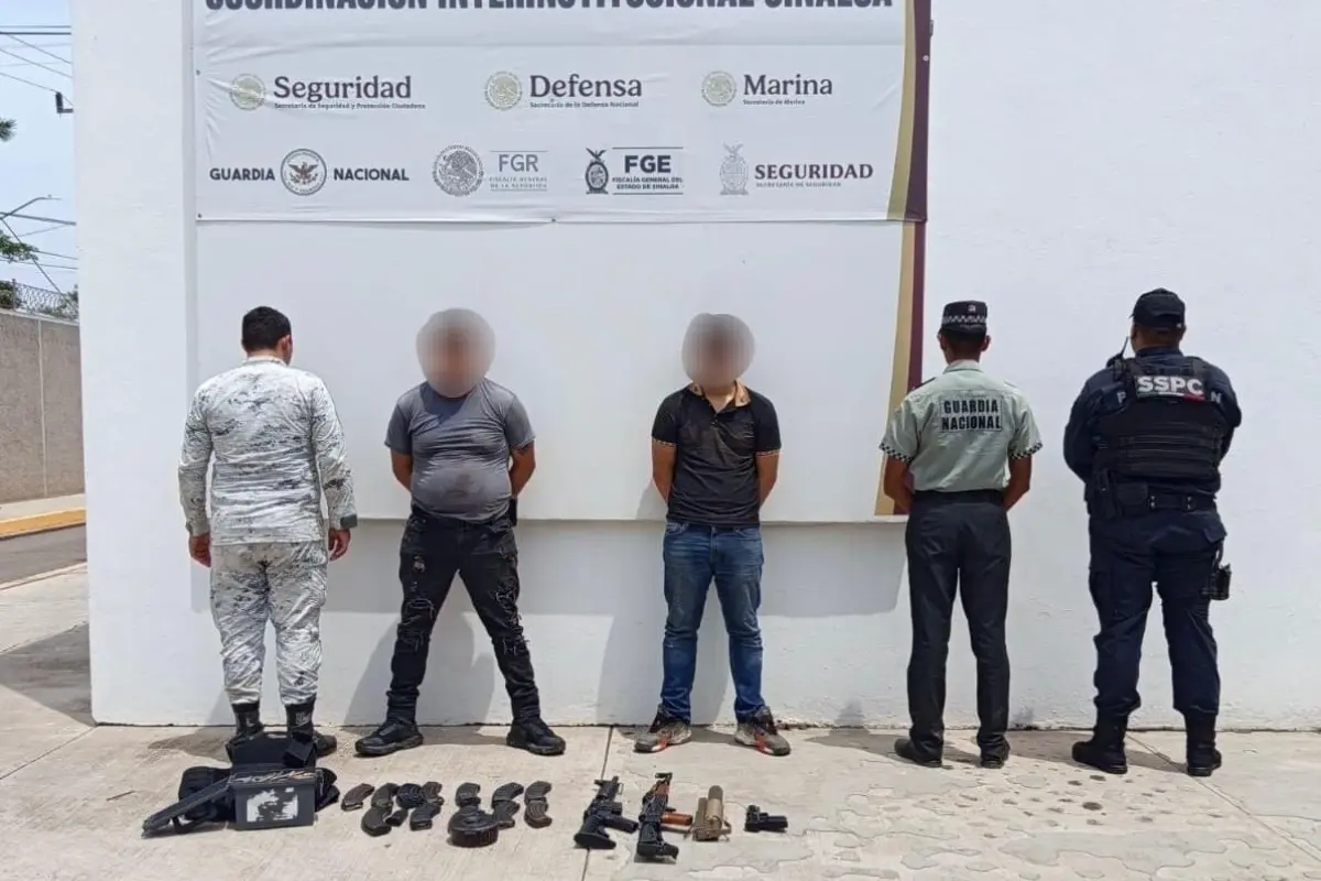 Elementos detenidos por policías en Culiacán Foto: X(Twitter) @sspsinaloa1