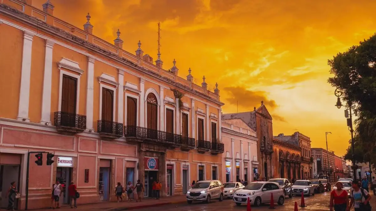 El espectáculo del atardecer en Mérida es increíble Foto: IG Joesantanab