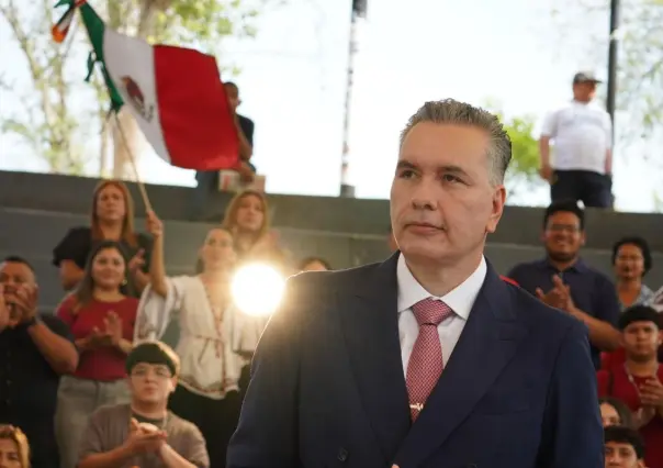 Waldo Fernández pide a Profeco revisar abusos en precios de hospitales privados