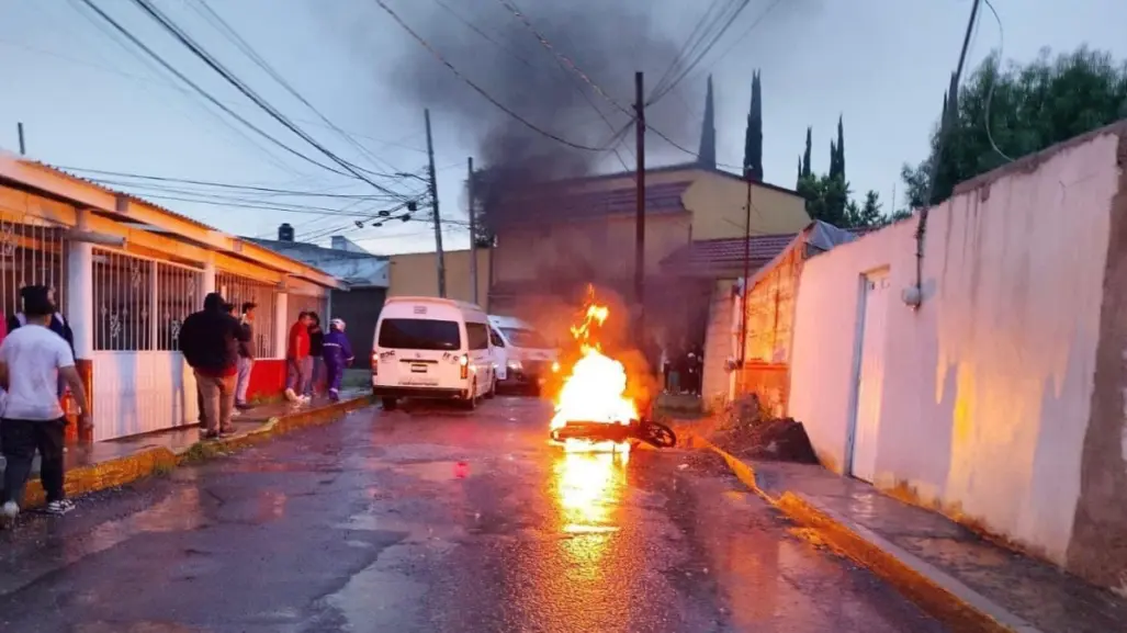 Habitantes de El Nopalito linchan a asaltantes; Gobierno de Puebla condena lo ocurrido | VIDEO