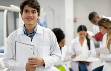 ¿Por qué es tan difícil ingresar a la carrera de Medicina en la universidad más grande de Durango?