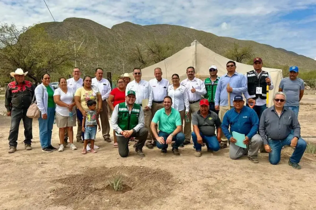 En esta primera etapa, 40 familias de la comunidad fueron contratadas de manera temporal para realizar la plantación durante un periodo de dos meses./Foto: Cortesía
